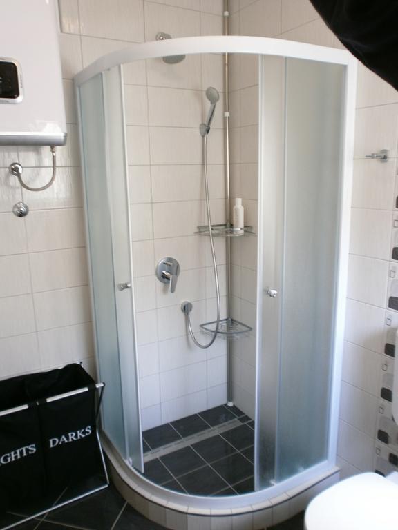 Apartments Bora Ližnjan Oda fotoğraf