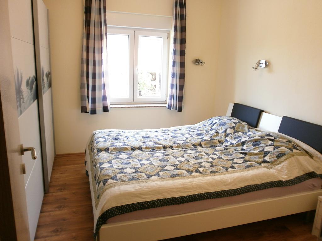 Apartments Bora Ližnjan Oda fotoğraf